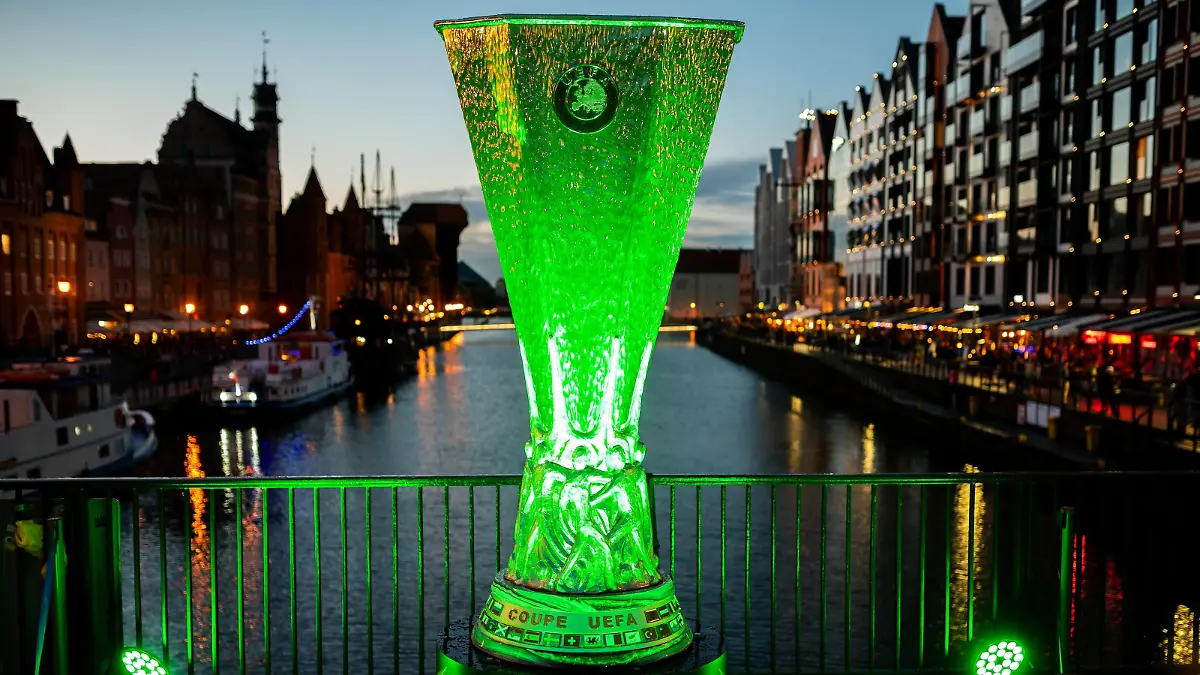 May 22, 2021, Gdansk, Poland: A three-meter replica of the Europa League Cup seen on the Green Bridge in the Main Town in Gdansk. Gdansk is the host of the Europa League final, in which the teams Mancheter United and Villareal CF will play. The final will take place on Wednesday, May 26 at 21:00 at the Polsat Plus Arena Stadium in Gdansk. (Credit Image: © Mateusz Slodkowski/ZUMA Wire