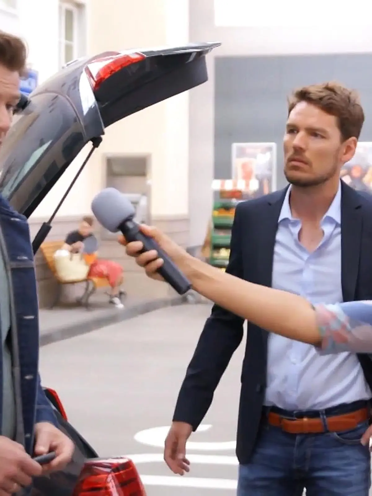 unter uns chris till reporterin