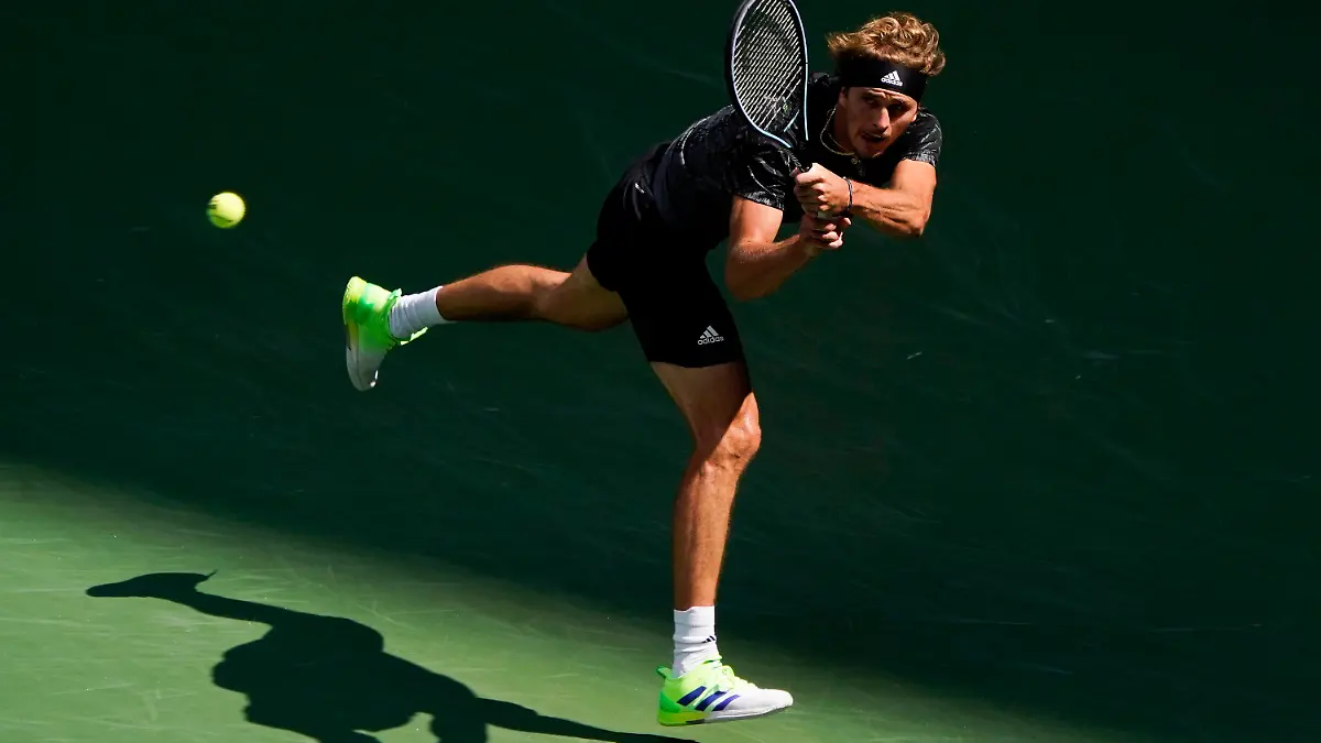 08.09.2021, USA, New York: Tennis: Grand Slam/ATP-Tour - US Open, Einzel, Herren, Viertelfinale, Zverev (Deutschland) - Harris (Südafrika): Alexander Zverev in Aktion. Foto: Elise Amendola/AP/dpa +++ dpa-Bildfunk +++