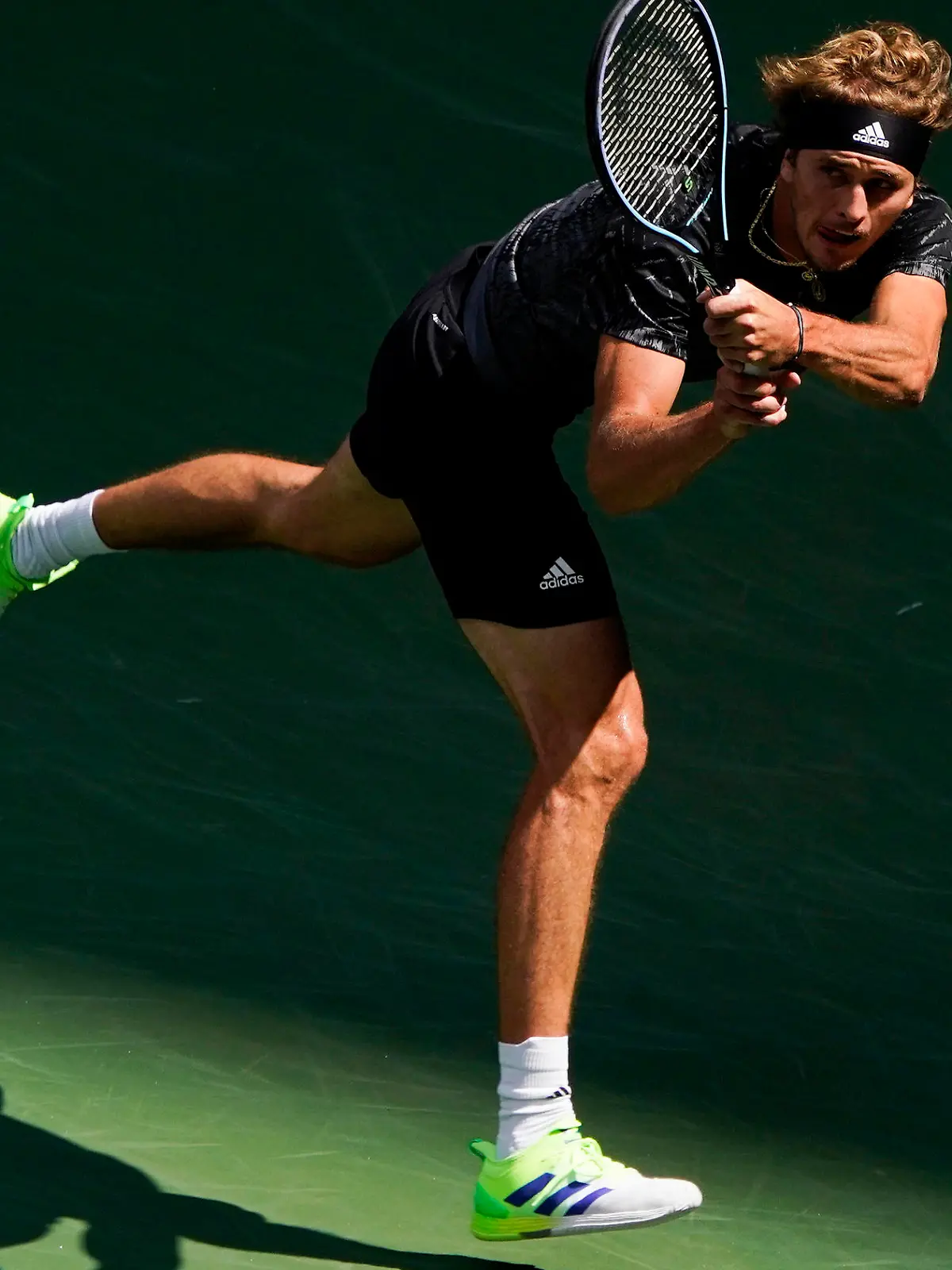 08.09.2021, USA, New York: Tennis: Grand Slam/ATP-Tour - US Open, Einzel, Herren, Viertelfinale, Zverev (Deutschland) - Harris (Südafrika): Alexander Zverev in Aktion. Foto: Elise Amendola/AP/dpa +++ dpa-Bildfunk +++