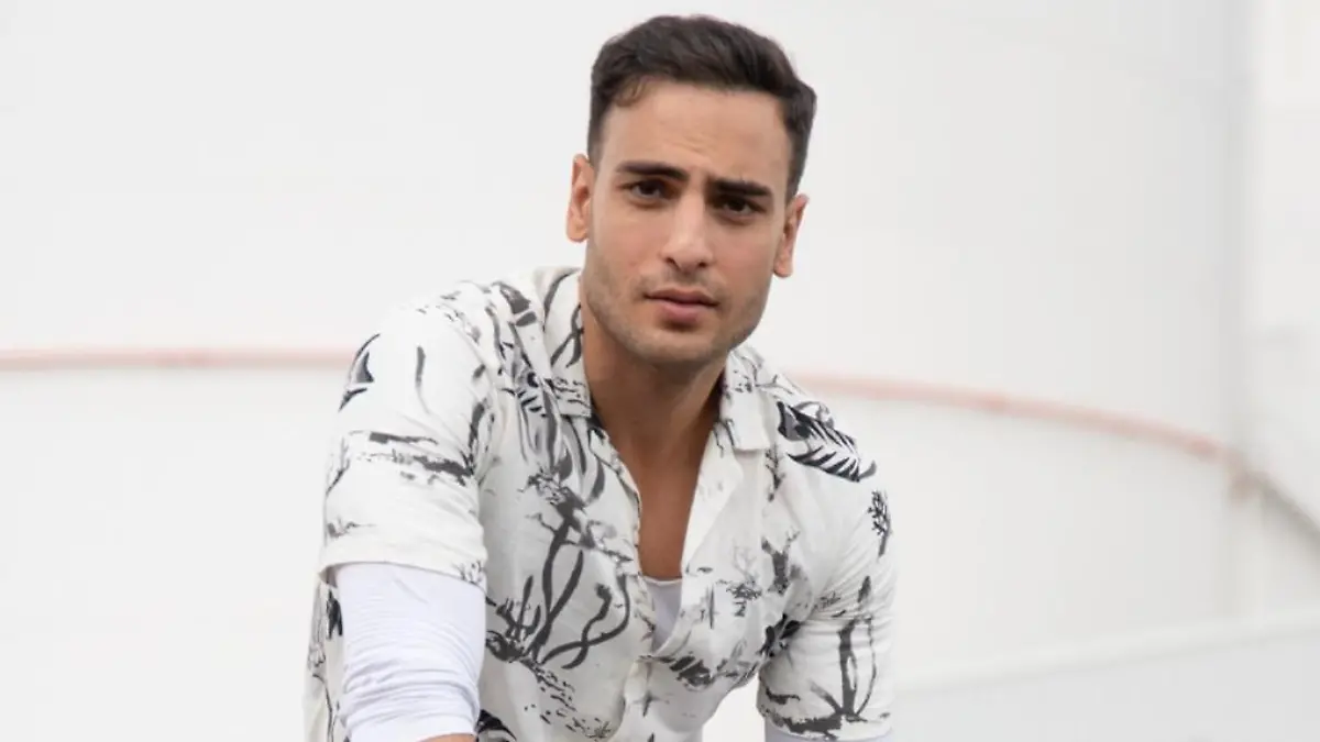 Timur Ülker am Set.

Die Verwendung des sendungsbezogenen Materials ist nur mit dem Hinweis und Verlinkung auf TVNOW gestattet.