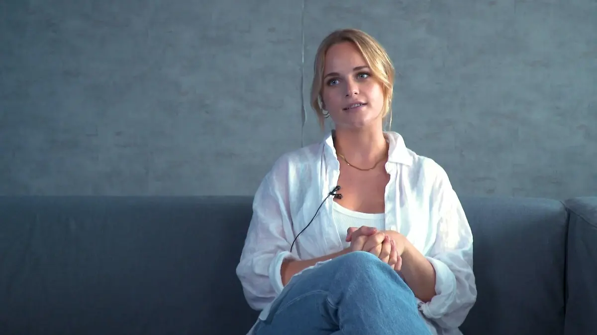 Wie geht es Carina Koller mit der Fehlgeburt ihrer Rolle? Schock-Nachricht bei "Unter uns"
