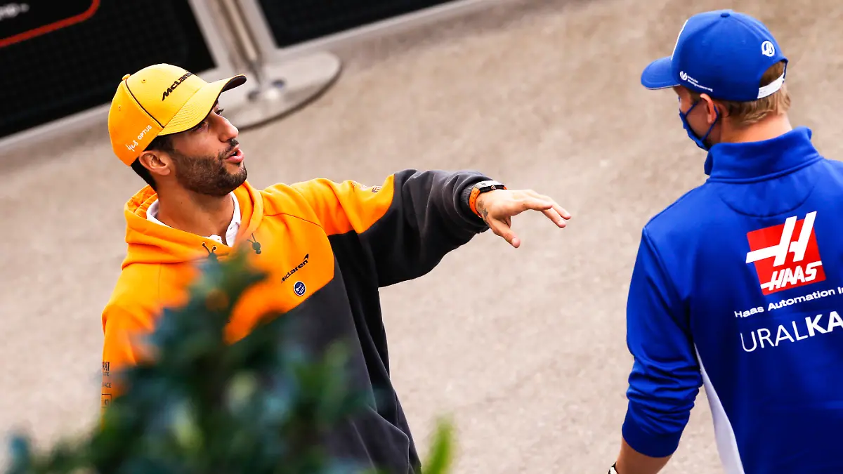 #3 Daniel Ricciardo (AUS, McLaren F1 Team), #47 Mick Schumacher (GER, Haas F1 Team), F1 Grand Prix of Turkey at Intercity Istanbul Park on October 7, 2021 in Istanbul, Turkey. (Photo by HOCH ZWEI)