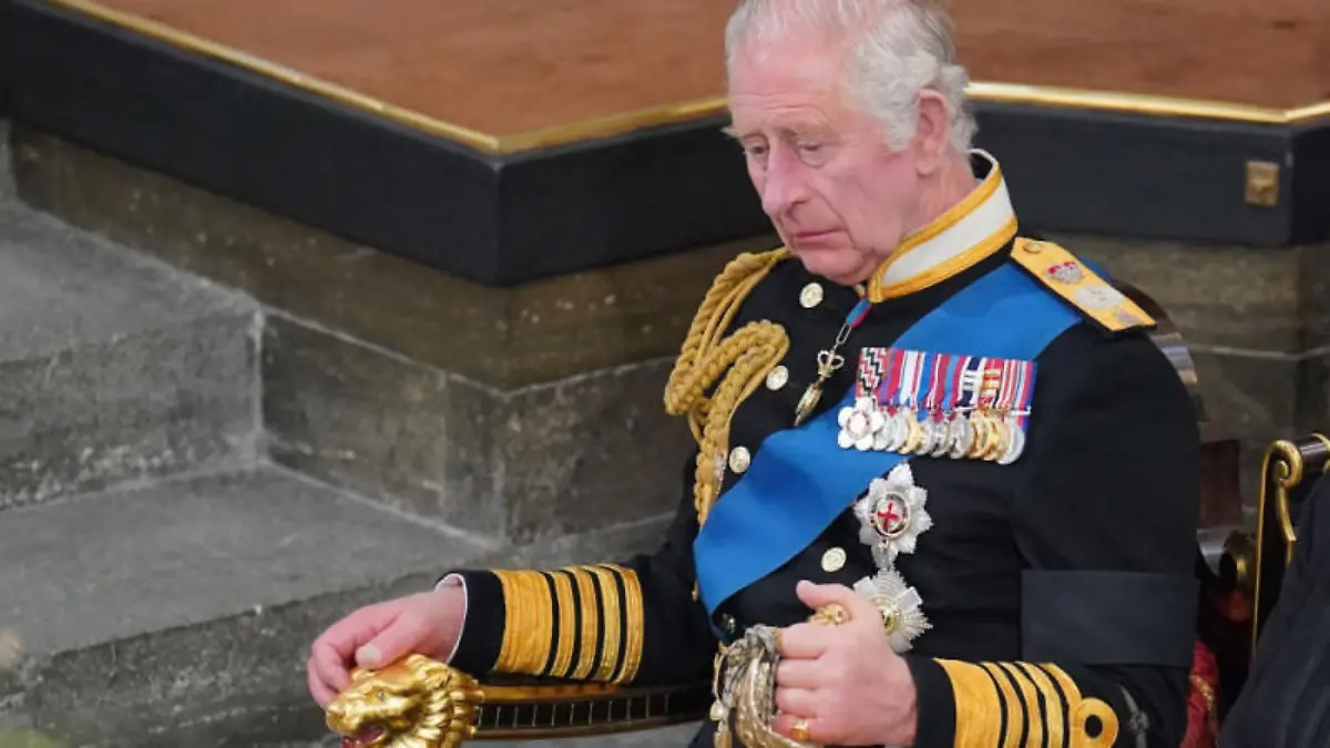 König Charles: Teilt er bald mit der Queen das Krönungsdatum?