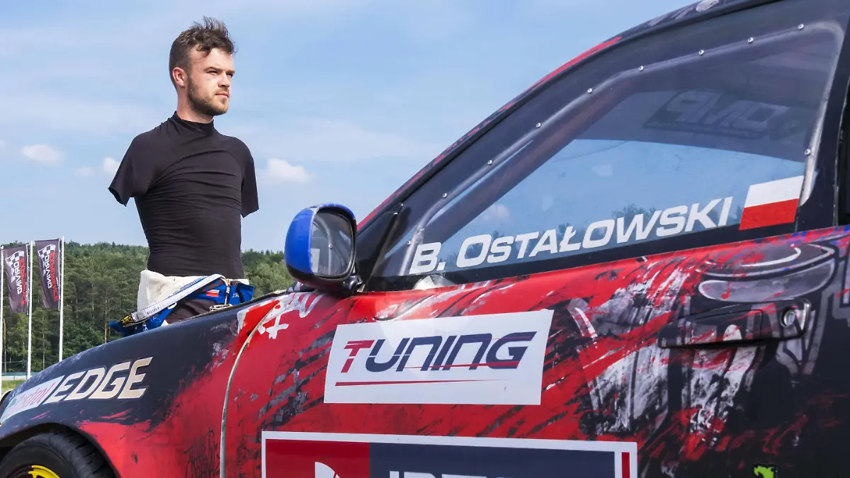 June 15, 2019 - Kielce, Poland - BARTOSZ OSTALOWSKI is the only drifter in the world with the FIA licence, driving his car with no hands. He lost both hands in the motorbike accident in 2006, at the age of 20. He is a pro driver, competes as equal with top pro drivers in races in Poland and Europe. He drives the specially designed car, changes gears with the right shoulder using a custom shifter extension and steers with the left foot. Pro drift driver with no hands, Poland  - ZUMAp170 20190615_zip_p170_033 Copyright: xRobertxPastrykx