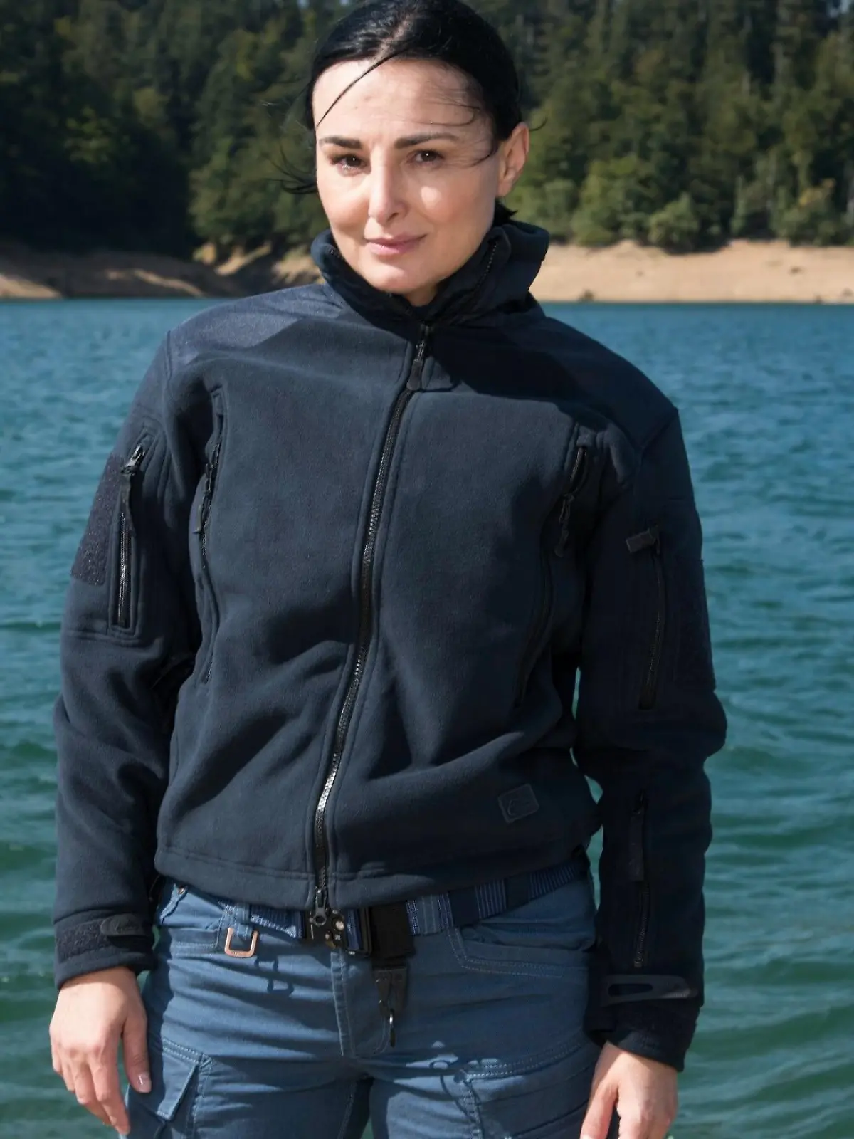 Mimi Fiedler.

Die Verwendung des sendungsbezogenen Materials ist nur mit dem Hinweis und Verlinkung auf RTL+ gestattet.