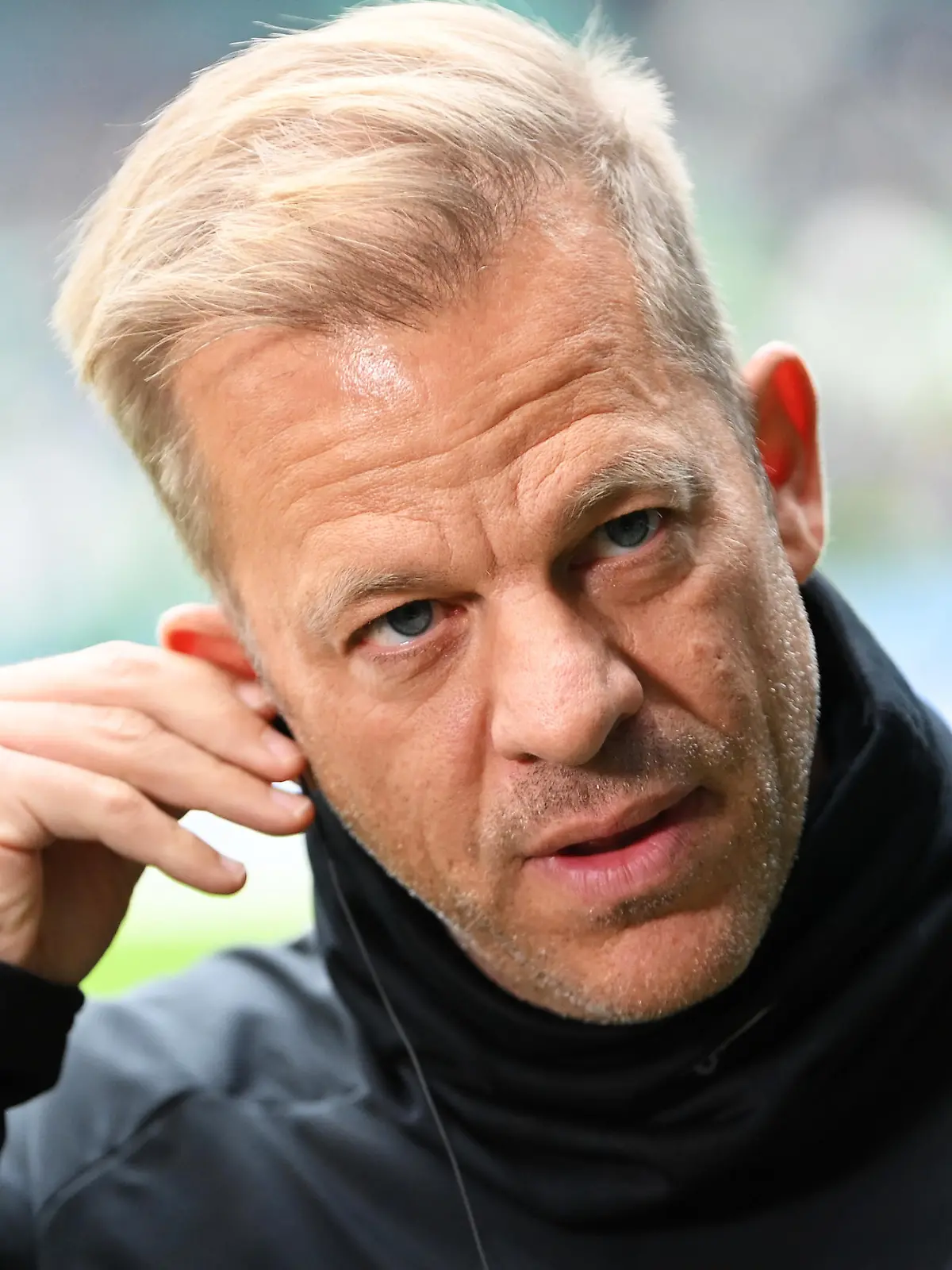 BREMEN, GERMANY - OCTOBER 30: Markus Anfang, hea coach of Bremen looks on prior to the Second Bundesliga match between SV Werder Bremen and FC St. Pauli at Wohninvest Weserstadion on October 30, 2021 in Bremen, Germany. (Photo by Stuart Franklin/Getty Images)