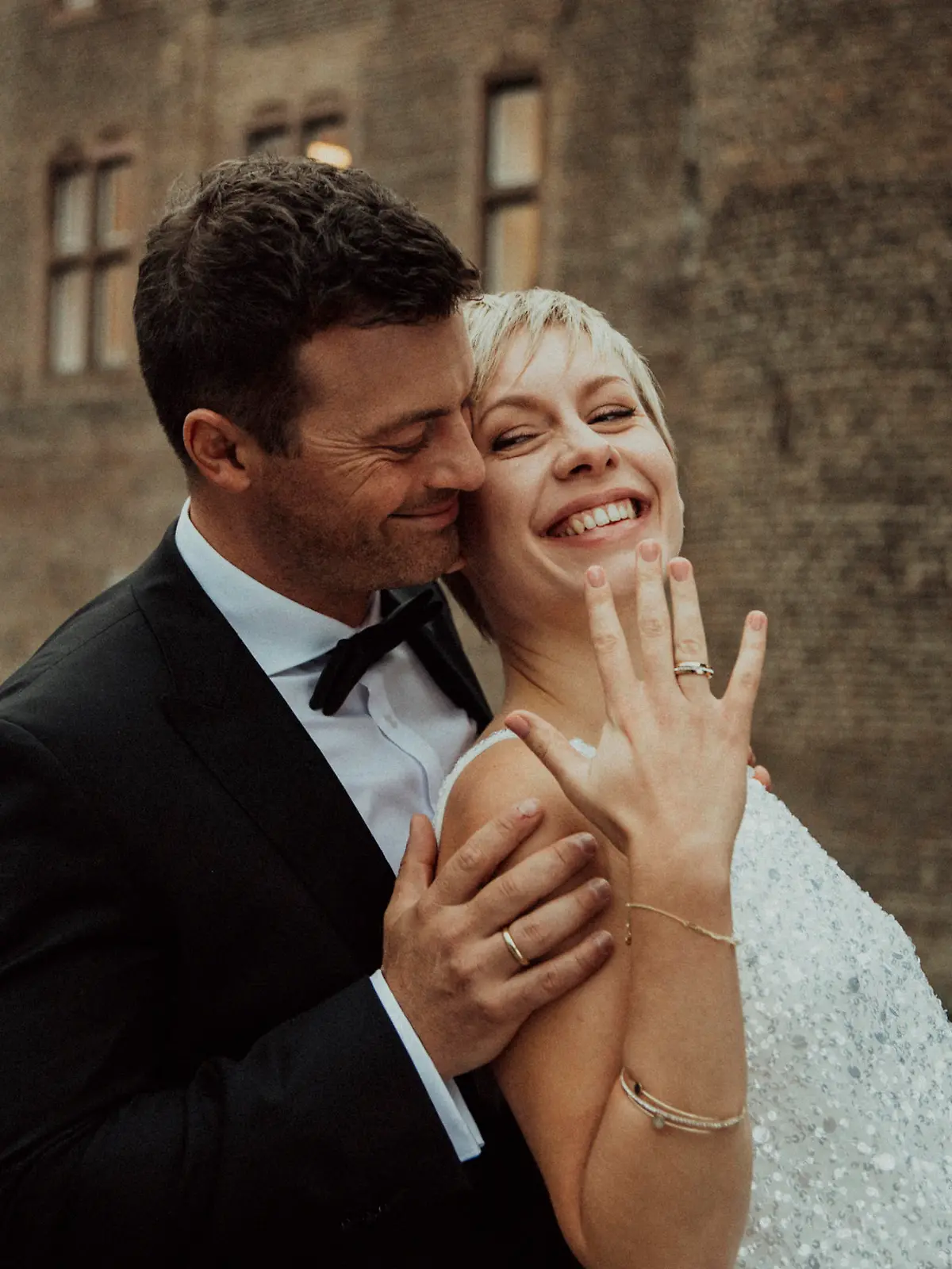 Alles was zählt

Foto: RTL/ Julia Feldhagen



