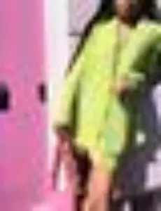 Urban Threads – Minikleid und Blazer