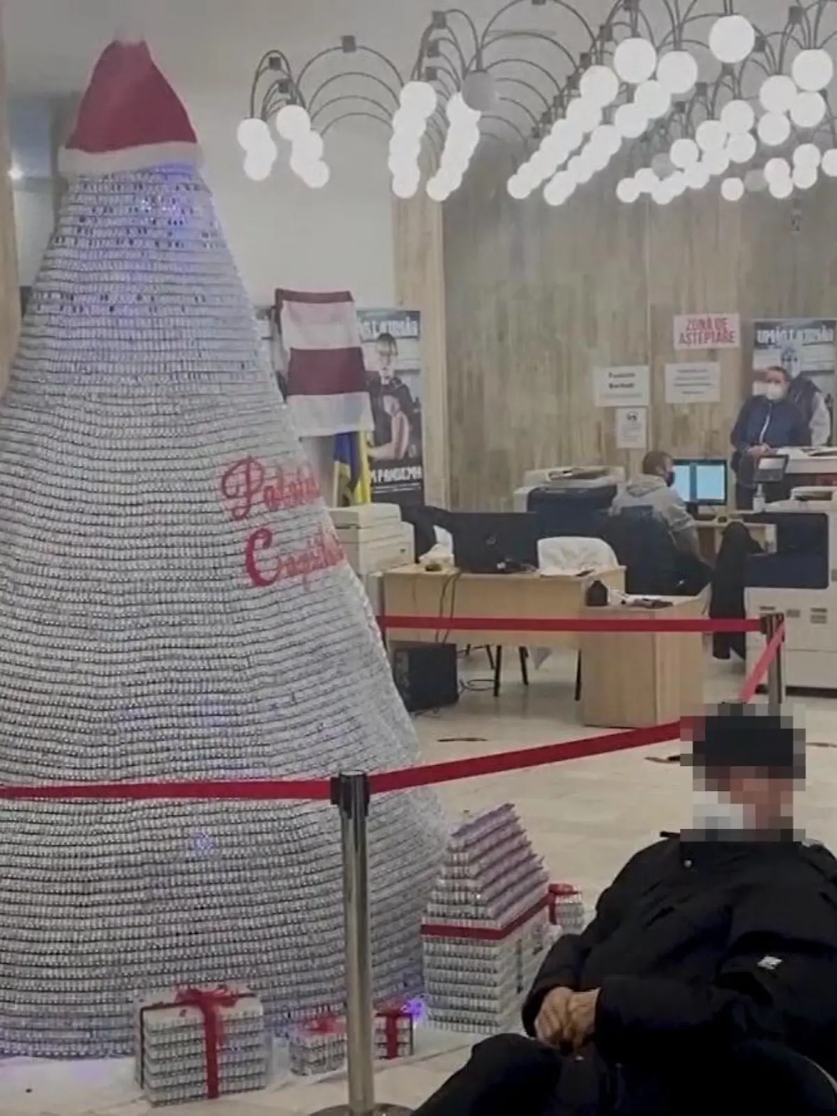 Impfstoff-Tannenbaum im Impfzentrum Bukarest