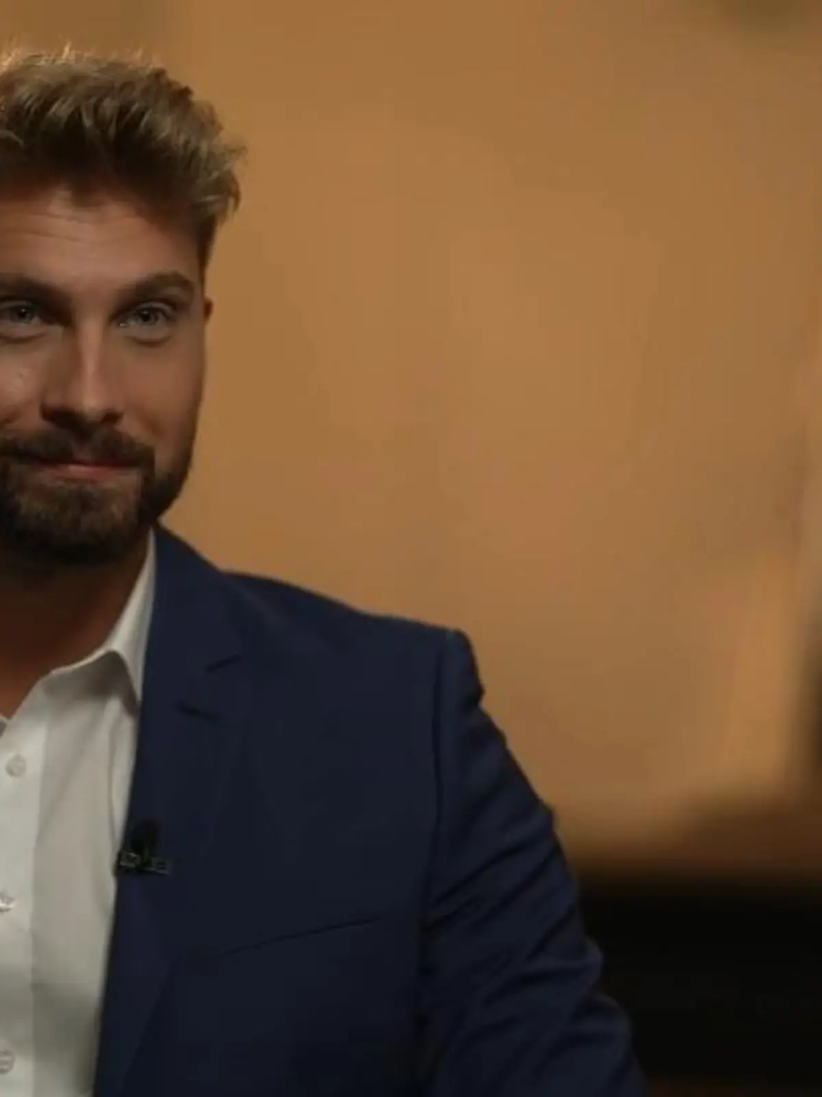 Im Interview verrät Dominik, ob er sich für seine Zeit als Bachelor Grenzen gesetzt hat