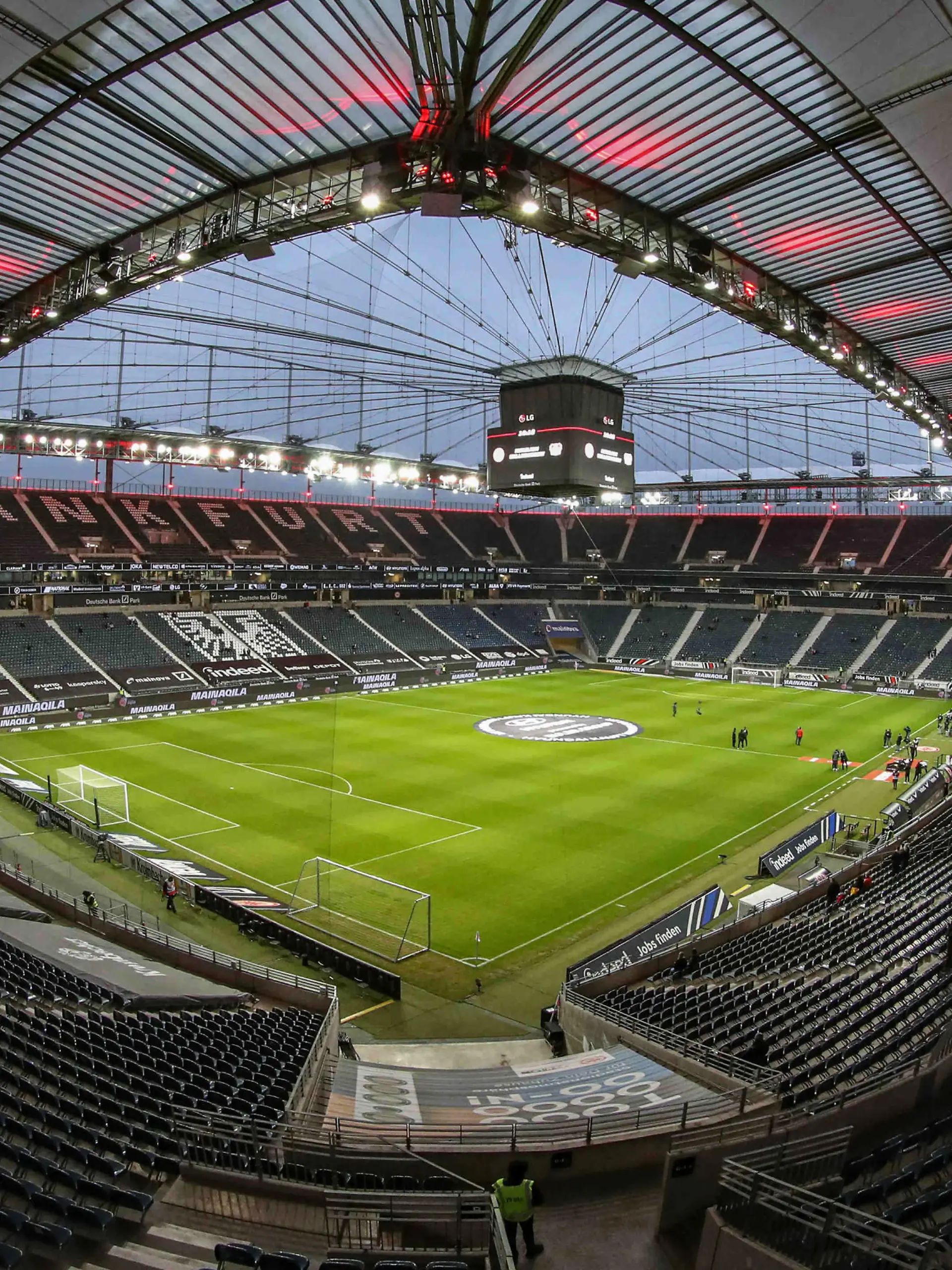  Fußball 1. Bundesliga 15. Spieltag Eintracht Frankfurt - Bayer 04 Leverkusen am 12.12.2021 im Deutsche Bank Park in Frankfurt Feature, Symbol, Symbolfoto, charakteristisch, Detail - Drohen der Bundesliga wieder Geisterspiele - Stadionpanorama Deutsche Bank Park *** Football 1 Bundesliga 15 Matchday Eintracht Frankfurt Bayer 04 Leverkusen on 12 12 2021 at Deutsche Bank Park in Frankfurt feature, symbol, symbolic photo, characteristic, detail Threatening the Bundesliga again ghost games stadium panorama Deutsche Bank Park UR