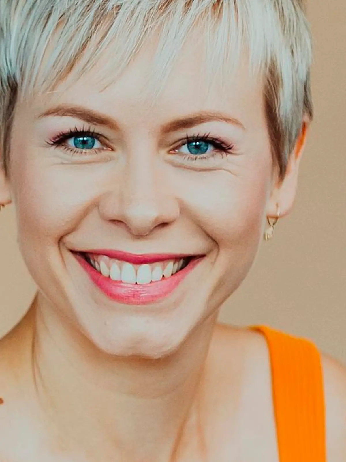 Jasmin Minz spielt "Kim Bremer"

Die Verwendung des sendungsbezogenen Materials ist nur mit dem Hinweis und Verlinkung auf TVNOW gestattet.