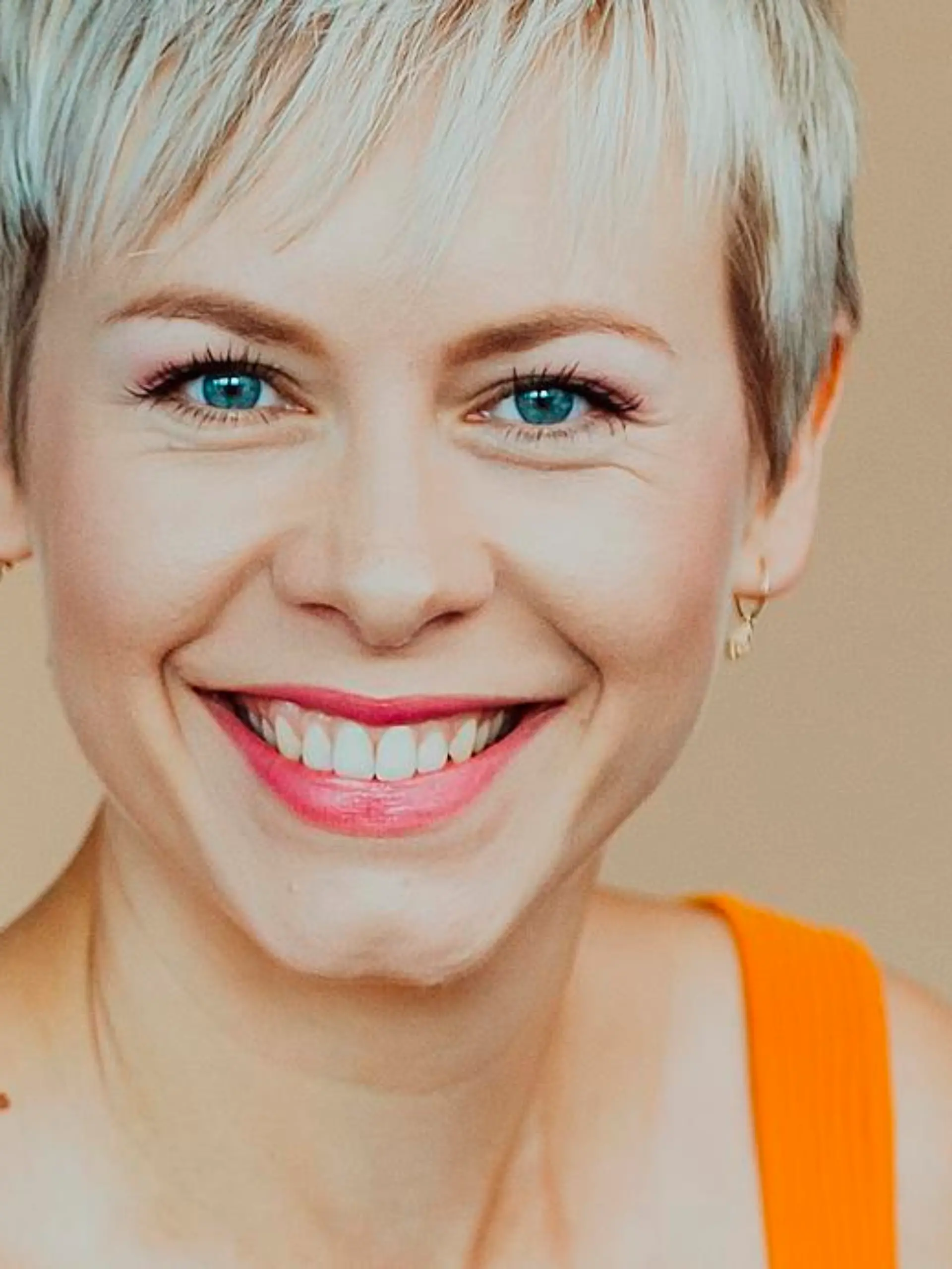 Jasmin Minz spielt "Kim Bremer"

Die Verwendung des sendungsbezogenen Materials ist nur mit dem Hinweis und Verlinkung auf TVNOW gestattet.