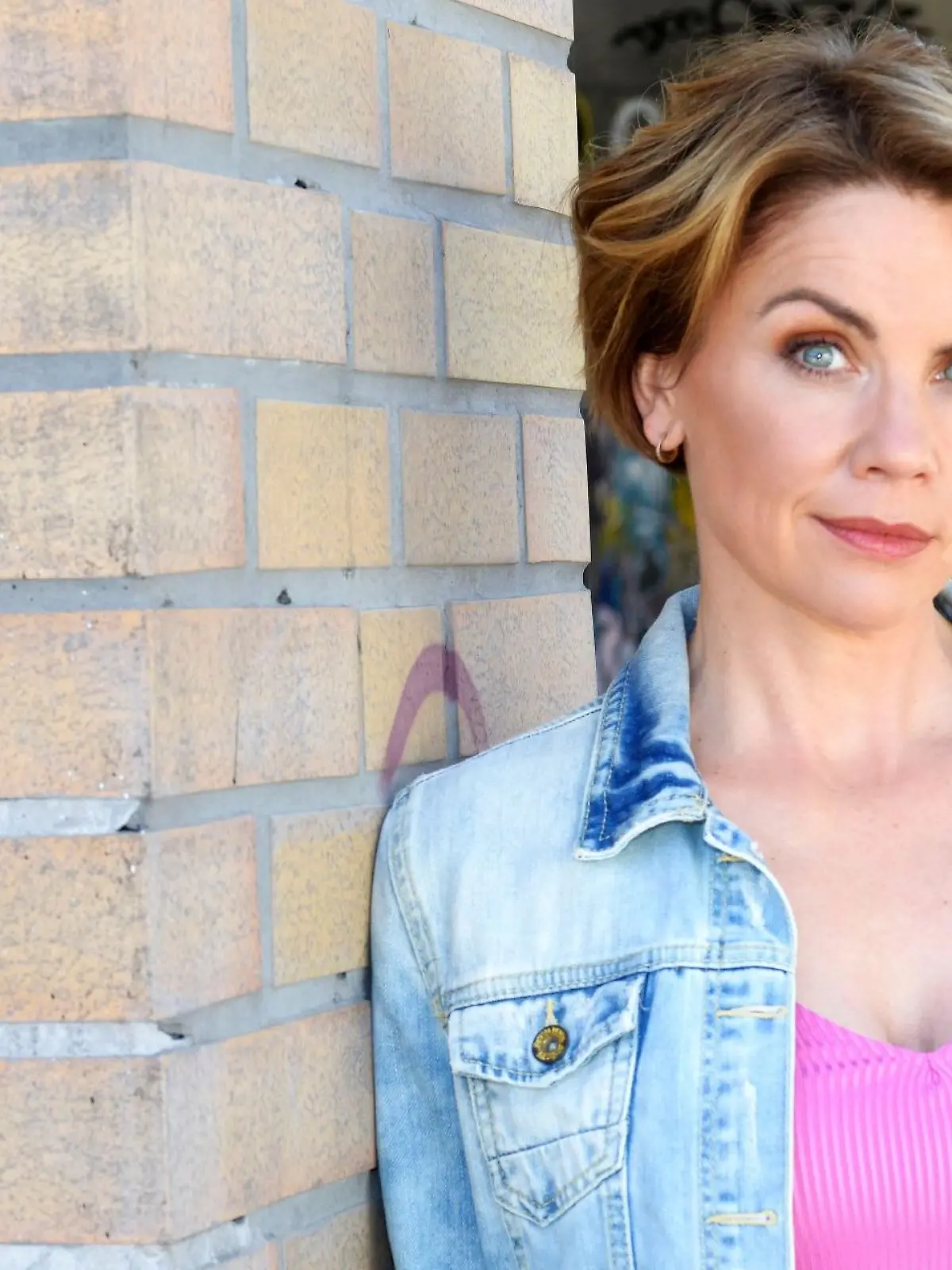 Gisa Zach spielt Yvonne Bode.

Die Verwendung des sendungsbezogenen Materials ist nur mit dem Hinweis und Verlinkung auf RTL+ gestattet.