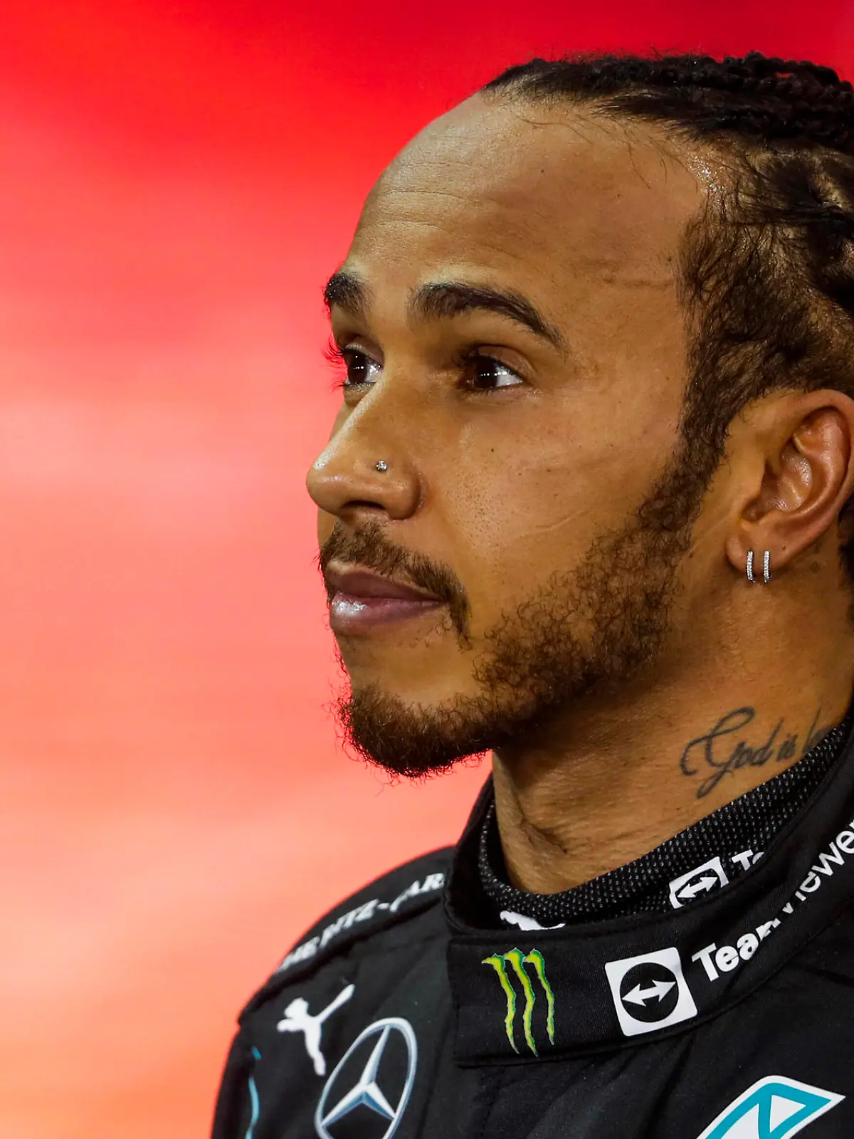  44 Lewis Hamilton GBR, Mercedes-AMG Petronas F1 Team, F1 Grand Prix of Abu Dhabi at Yas Marina Circuit on December 12, 2021 in Abu Dhabi, United Arab Emirates. Photo by HOCH ZWEI Abu Dhabi United Arab Emirates *** 44 Lewis Hamilton GBR, Mercedes AMG Petronas F1 Team , F1 Grand Prix of Abu Dhabi at Yas Marina Circuit on December 12, 2021 in Abu Dhabi, United Arab Emirates Photo by HOCH ZWEI Abu Dhabi United Arab Emirates