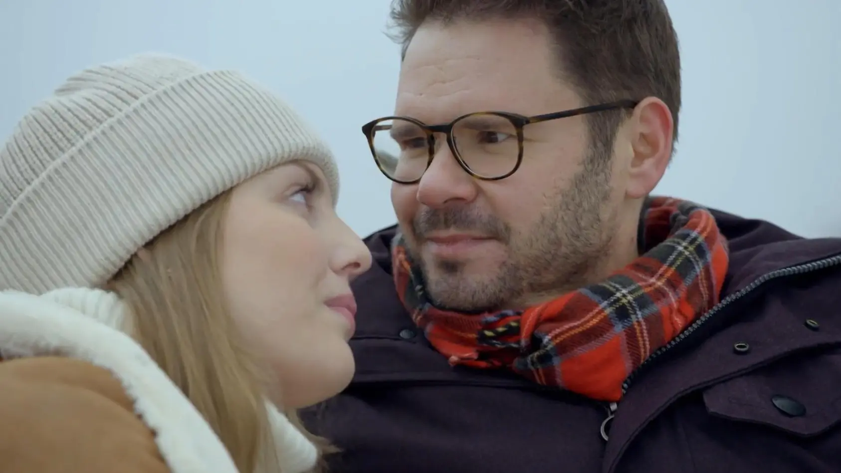 Verlässt der verknallte Tuner Berlin für seine Nora?