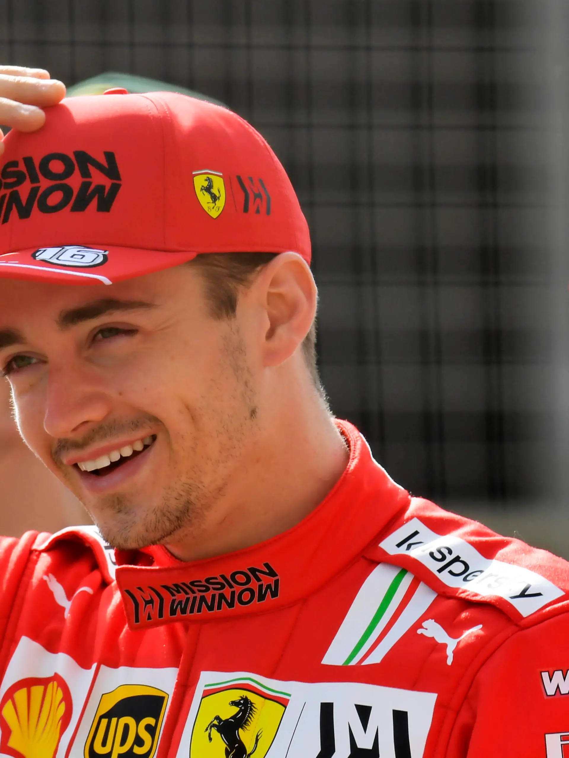 LECLERC Charles mit SAINZ Carlos jr. Team Scuderia Ferrari FIA Formel 1 Testfahrten 2021 in Bahrain 1.Tag Am 12.03.2021 Bahrain International Circuit As-Sachir *** LECLERC Charles with SAINZ Carlos jr Team Scuderia Ferrari FIA Formula 1 Tests 2021 in Bahrain 1 day On 12 03 2021 Bahrain International Circuit As Sachir 