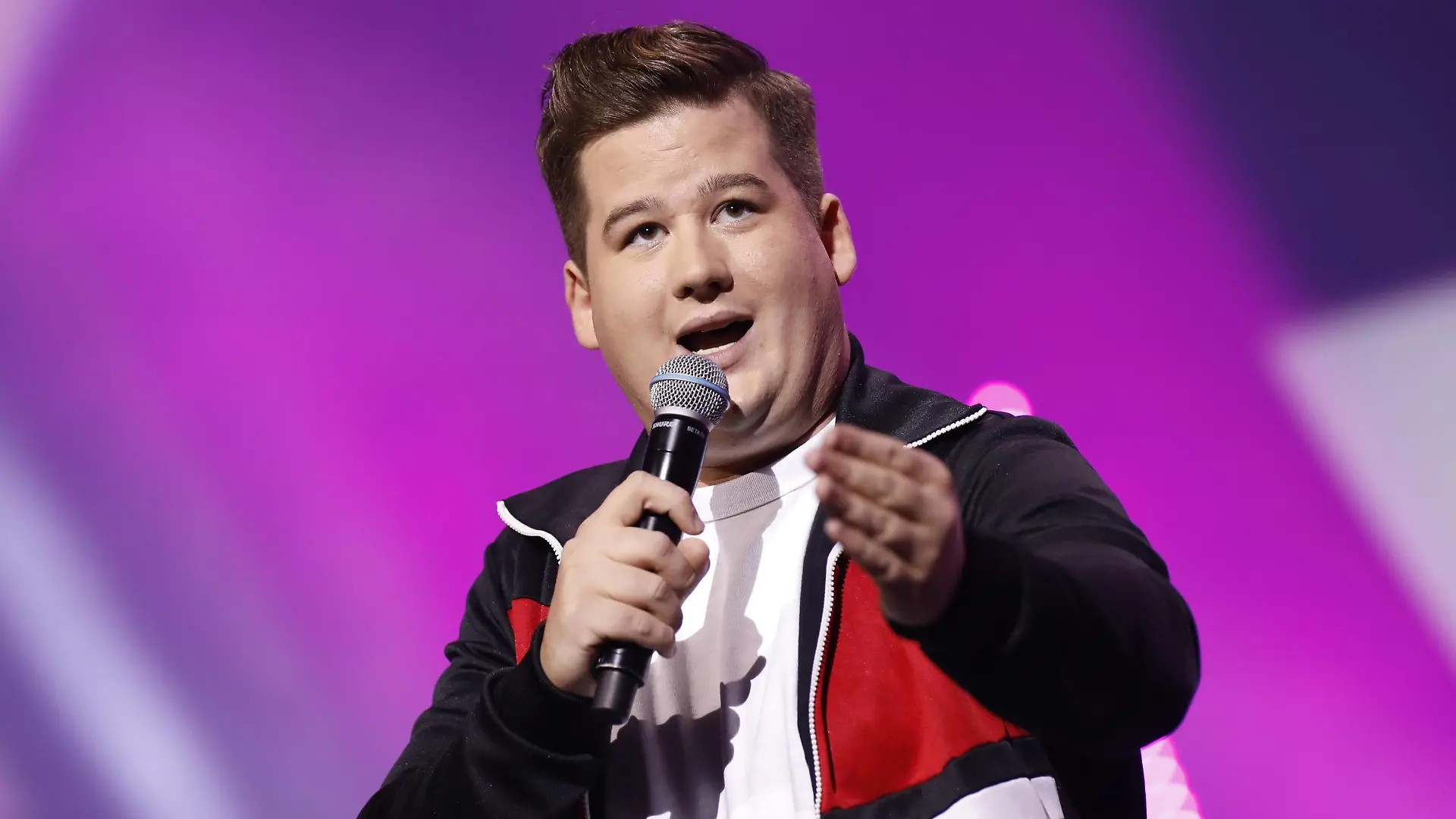 Chris Tall bei der 1LIVE Köln Comedy-Nacht XXL 2018 in der Lanxess-Arena. Köln, 20.10.2018 *** Chris Tall at the 1LIVE Cologne Comedy Night XXL 2018 in the Lanxess Arena Cologne 20 10 2018 Foto:xC.xHardtx/xFuturexImage