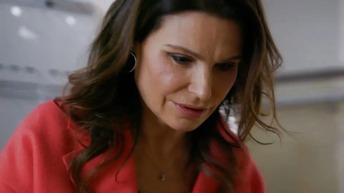 Unter uns: Fällt Britta in alte Verhaltensmuster zurück?