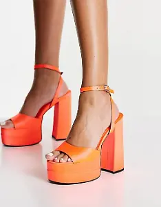 Plateausandalen in Orange mit hohem Absatz von Asos Design