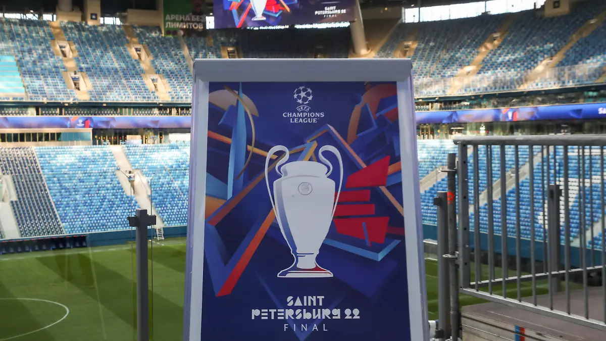ST PETERSBURG, RUSSIA SEPTEMBER 22, 2021: Branded banners unveiled at Gazprom Arena Stadium, the venue for the final of the 2021/22 UEFA Champions League. UEFA officials have come to St Petersburg to inspect the Gazprom Arena and to discuss the official and entertainment programme of the 2022 UEFA Champions League Final with local organizing committee and the city administration. Alexander Demianchuk/TASS PUBLICATIONxINxGERxAUTxONLY TS11173F
