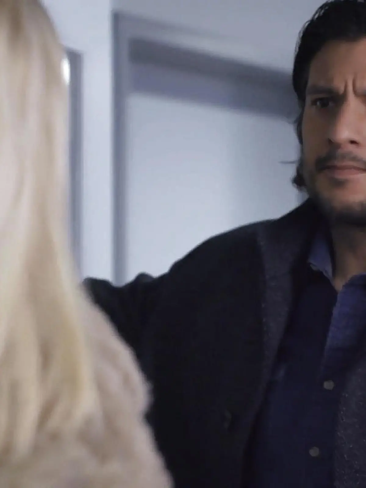 awz maximilian olivia