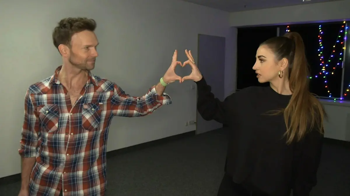 Vadim Garbuzov und Ekaterina Leonova halten zusammen