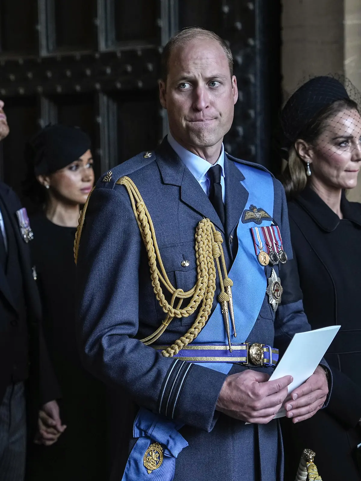 King Charles III leads members of The Royal Family to pay their respects to Her Majesty Queen Elizabeth II as the 4 days of Lying-in-State commences in the Great Hall of The Palace of Westminster
Pictured: The Prince and Princess of Wales,The Duke and Duchess of Cambridge and Cornwall,Prince William,William Prince of Wales,William Duke of Cambridge and Cornwall,Catherine Princess of Wales,Catherine Duchess of Cambridge and Cornwall,Catherine Middleton,Kate Middleton,The Duke and Duchess of Sussex,Prince Harry,Harry Duke of Sussex,Meghan Duchess of Sussex,Megan Markle
Ref: SPL5486087 140922 NON-EXCLUSIVE
Picture by: POOL supplied by Splash News / SplashNews.com



World Rights, No United Kingdom Rights
