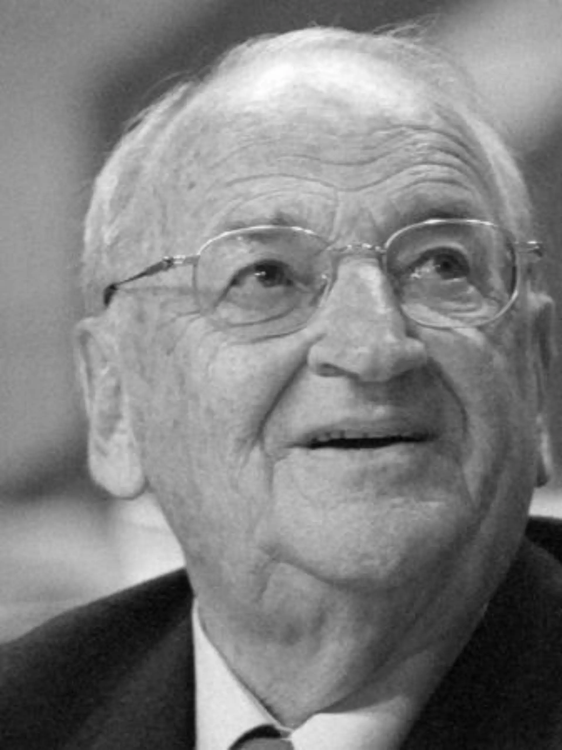 Egidius Braun war von 1992 bis 2001 DFB-Präsident und wurde von Gerhard Meyer-Vorfelder abgelöst. Foto: Arne Dedert