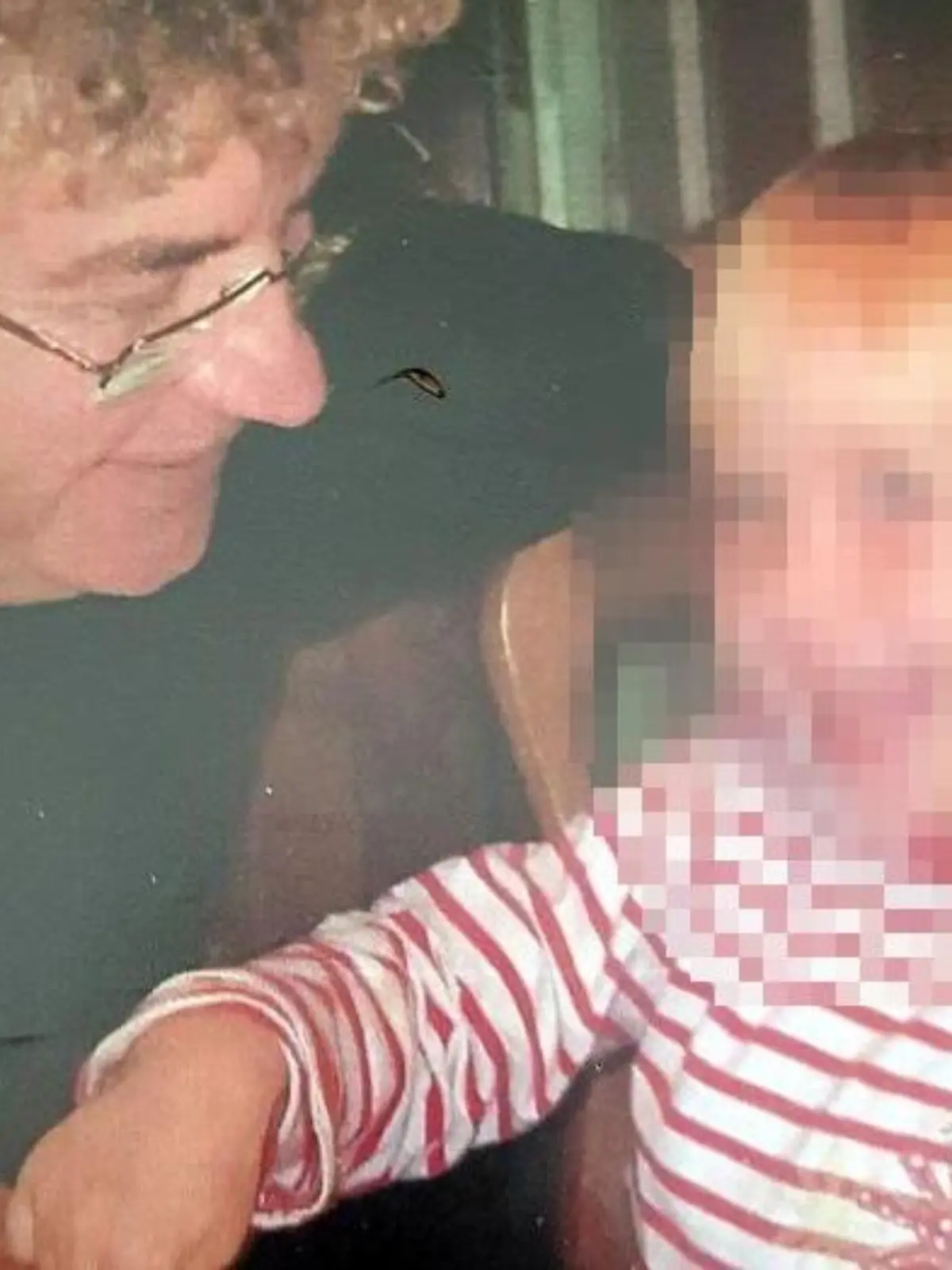 Alain Chauvet mut seiner Tochter Camille. Als das Mädchen fünf Jahre alt war, wurde es von seiner Mutter entführt. Elf Jahre tauchte Priscilla M. mit dem Kind unter - mutmaßlich bei einer Sekte in der Schweiz.