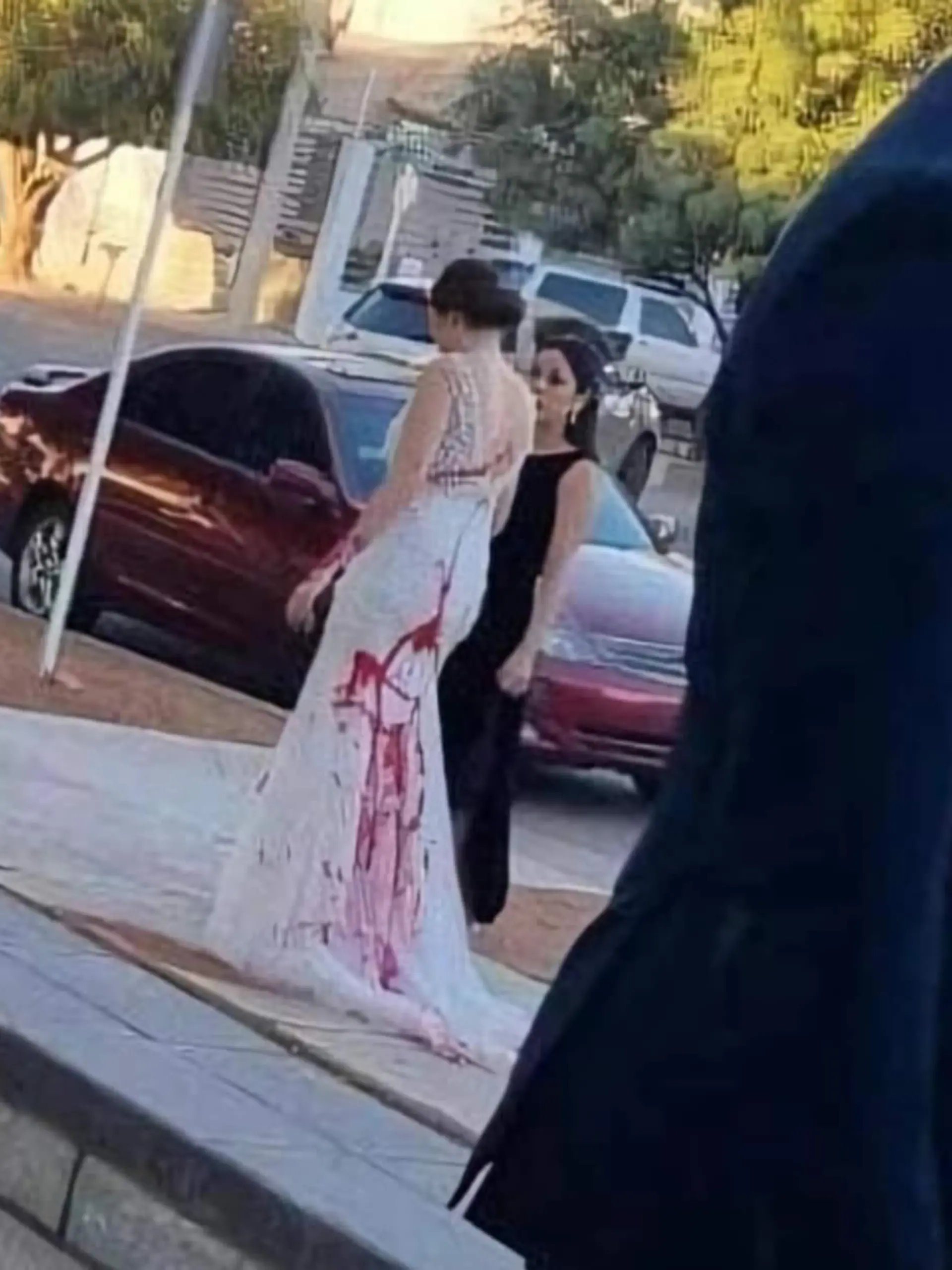 Brautkleid beschmiert