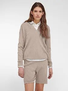 Beigefarbener Pullover aus Schurwolle