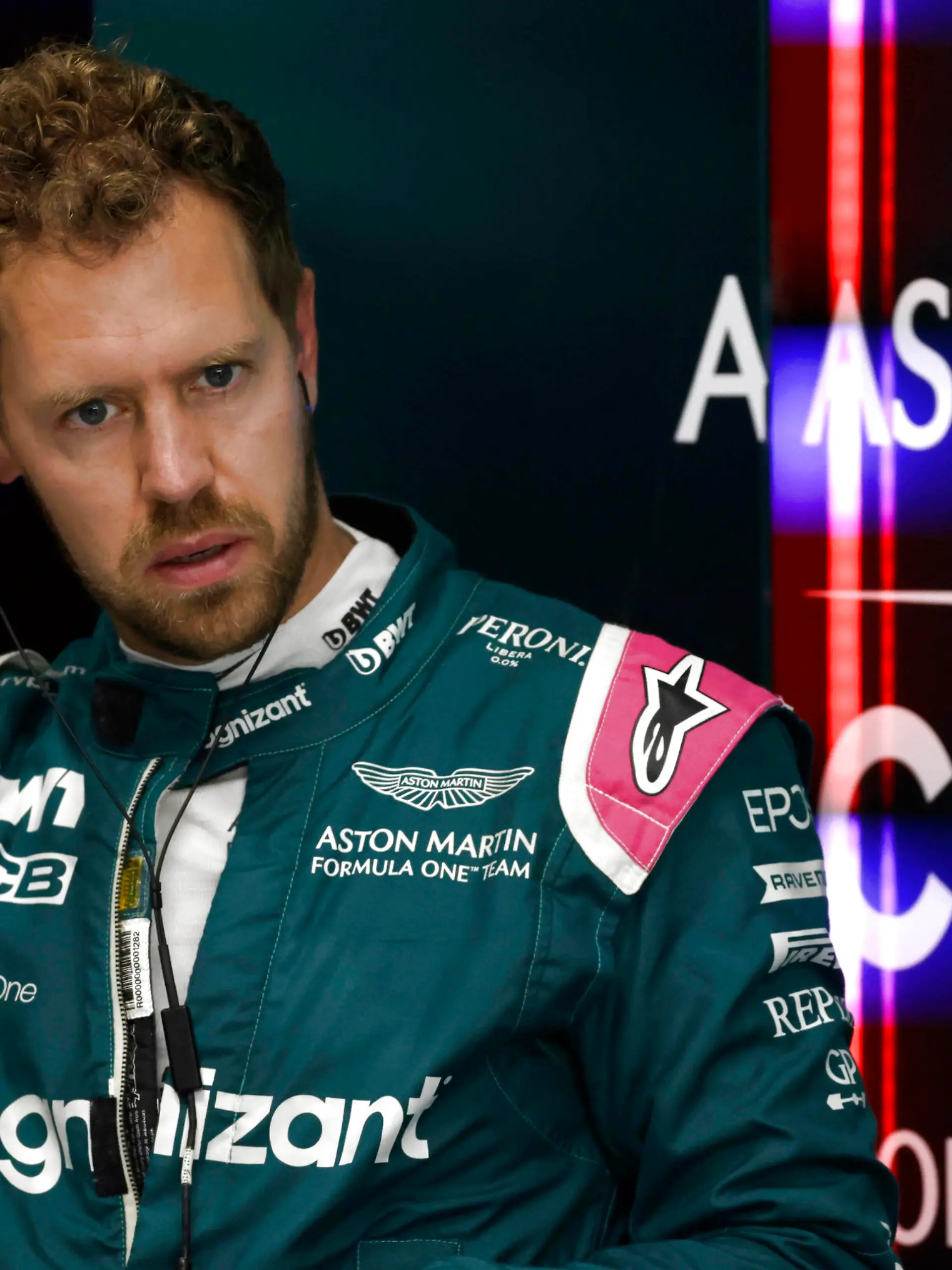  Formula 1 2021: Hungarian GP HUNGARORING, HUNGARY - AUGUST 01: Sebastian Vettel, Aston Martin during the Hungarian GP at Hungaroring on Sunday August 01, 2021 in Budapest, Hungary. Photo by Glenn Dunbar / LAT Images Images PUBLICATIONxINxGERxSUIxAUTxHUNxONLY GP2111_111528_J5A3011