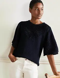 Gehäkelter Pullover