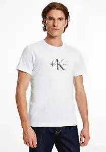 Calvin Klein T-Shirt