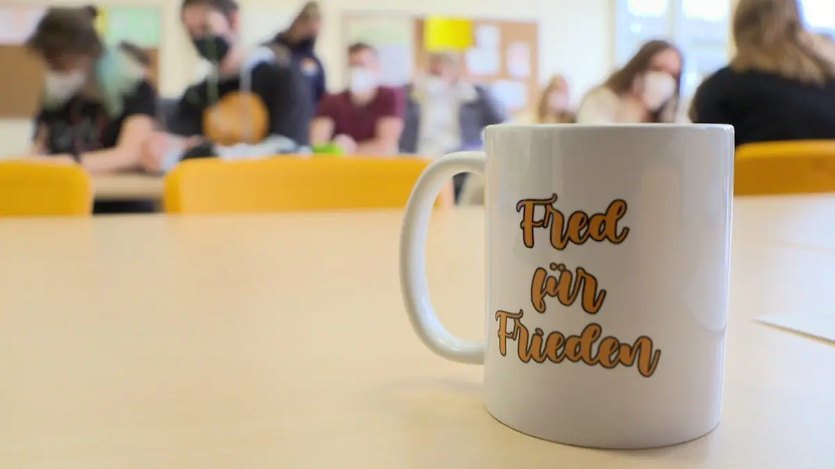 Tasse "Fred für Frieden"