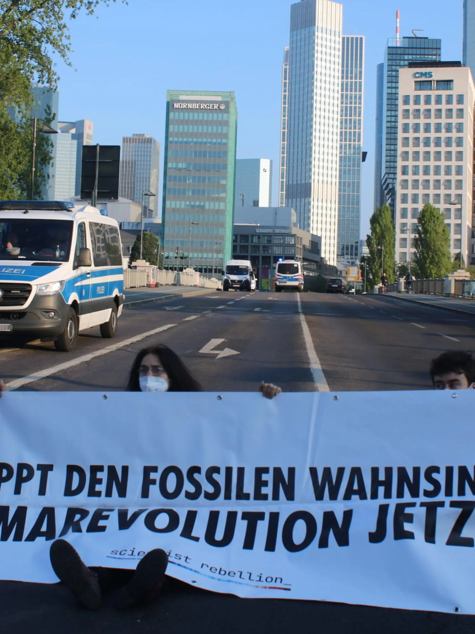 Bei den erneuten Protesten der "Letzten Generation" nahmen auch zehn Wissenschaftler teil.
