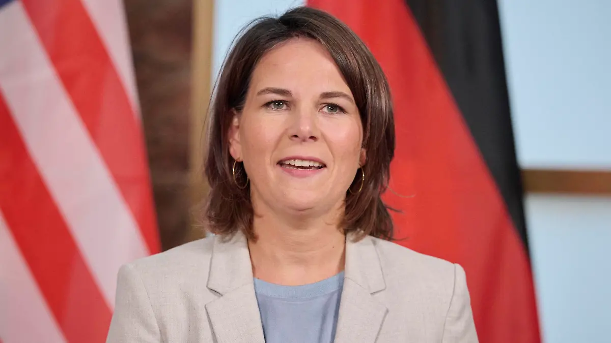  Berlin, Annalena Baerbock trifft Nancy Pelosi Außenministerin Annalena Baerbock trifft am 16.09.2022 die Sprecherin des Repräsentantenhauses der Vereinigten Staaten von Amerika Nancy Pelosi im Auswärtigen Amt in Berlin. Berlin Auswärtiges Amt Berlin Deutschland *** Berlin, Annalena Baerbock meets Nancy Pelosi Foreign Minister Annalena Baerbock meets Speaker of the House of Representatives of the United States of America Nancy Pelosi at the Federal Foreign Office in Berlin Berlin Auswärtiges Amt Berlin Germany on 16 09 2022