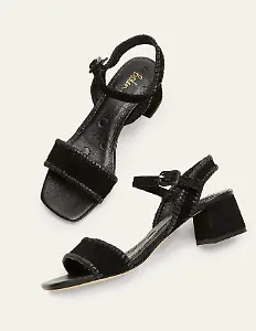Veloursleder-Sandalen