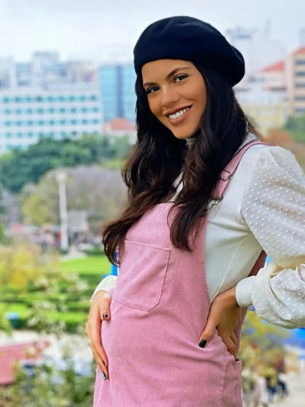 Die schwangere Ex-GNTM-Kandidatin Bruna Rodrigues
