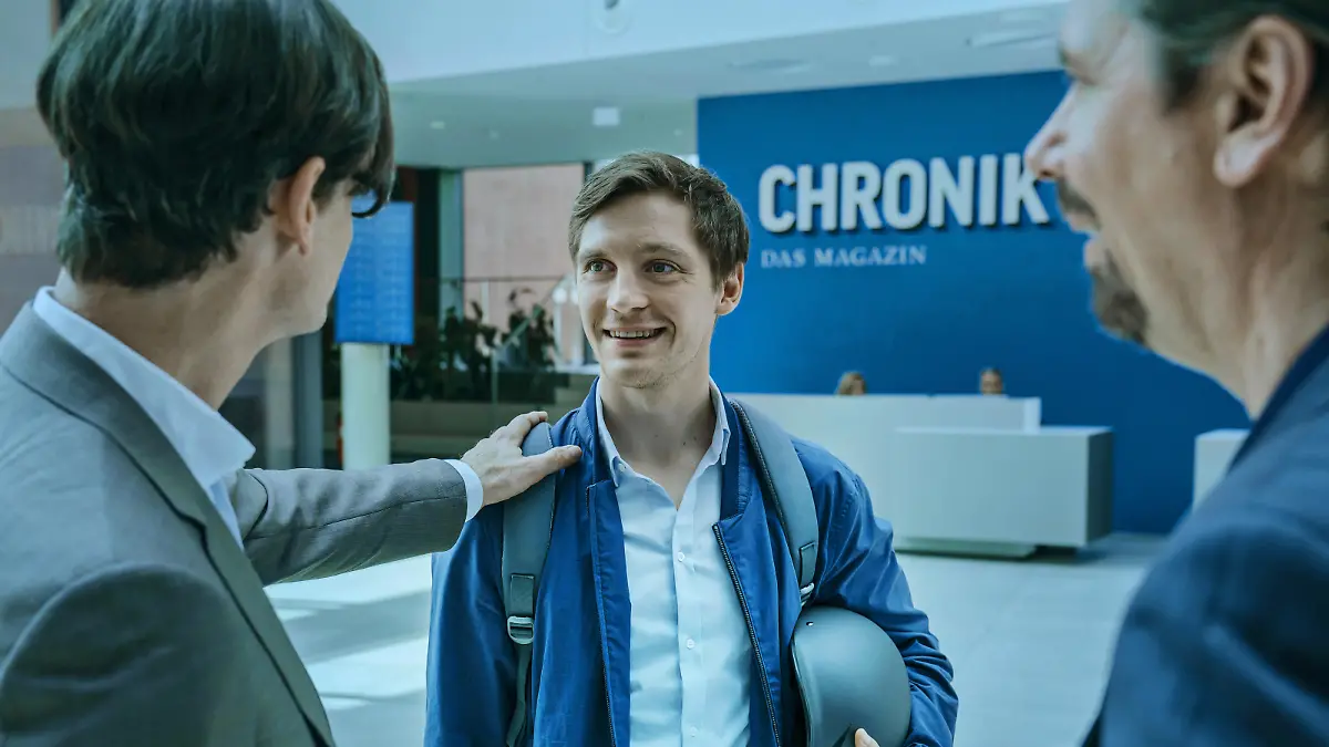 Jonas Nay als Schreib-Schreber Bogenius in "1000 Zeilen" von Michael Bully Herbig