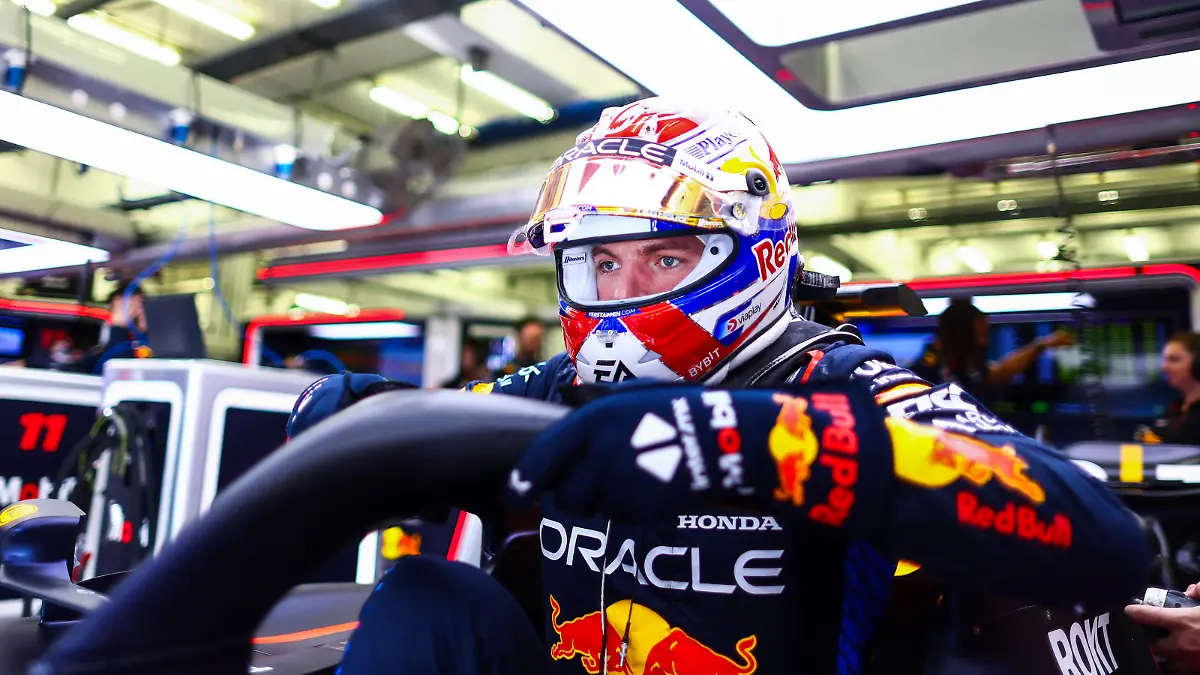 BAHRAIN, BAHRAIN - FEBRUARY 29: Max Verstappen of the Netherlands and Oracle Red Bull Racing prepares to drive in the garage during practice ahead of the F1 Grand Prix of Bahrain at Bahrain International Circuit on February 29, 2024 in Bahrain, Bahrain. (Photo by Mark Thompson/Getty Images)