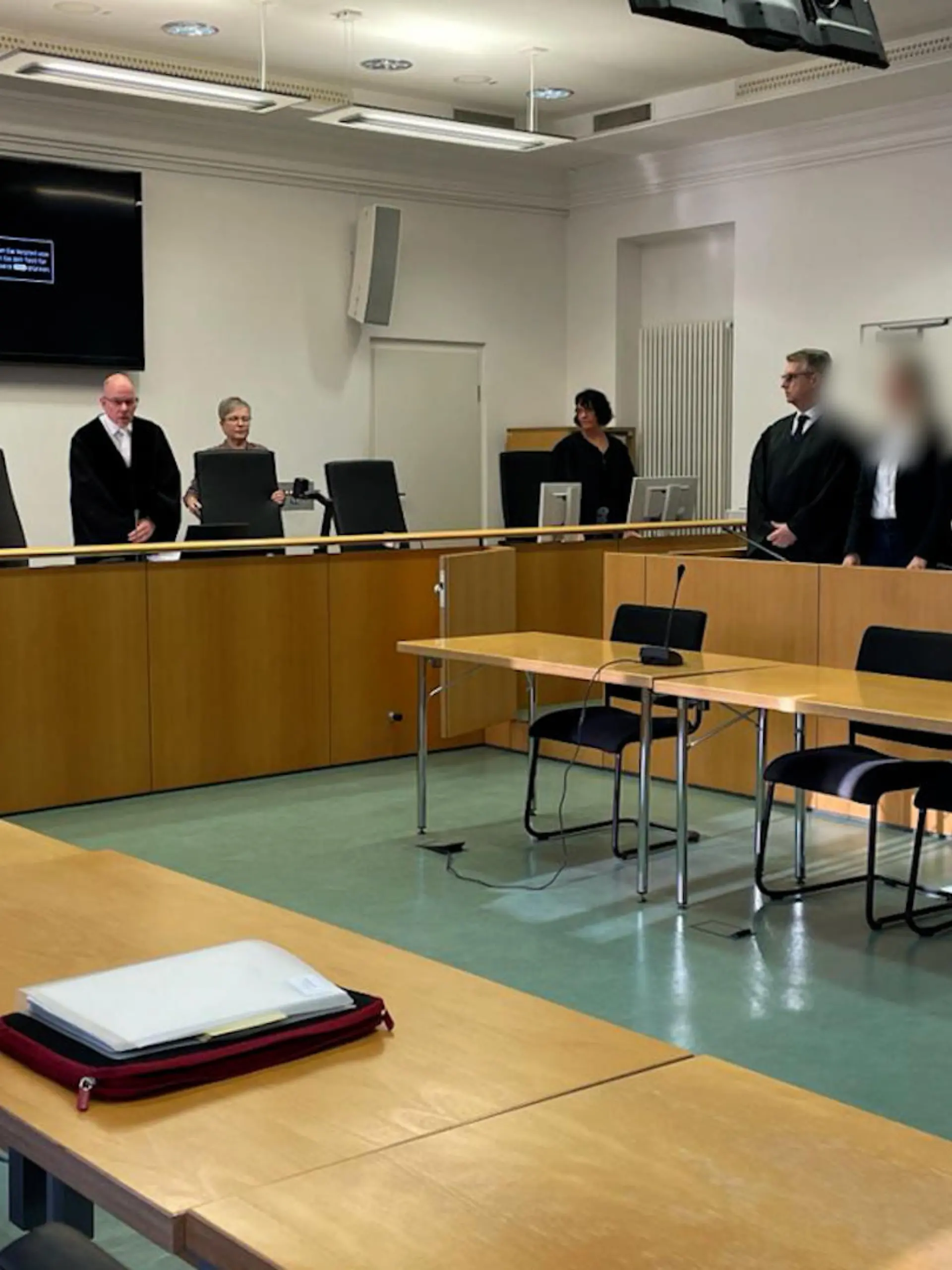 Das Landgericht Hanau eröffnet den letzten Prozesstag.