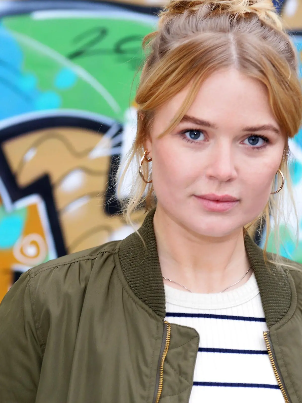 Isabel Hinz spielt die Rolle "Gina Wallenberg"

Die Verwendung des sendungsbezogenen Materials ist nur mit dem Hinweis und Verlinkung auf RTL+ gestattet.