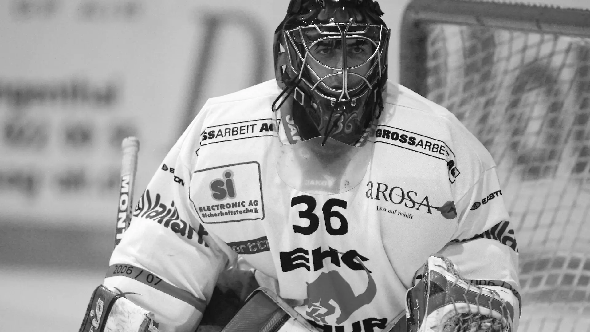 Bildnummer: 02544033 Datum: 02.12.2006 Copyright: imago/Geisser
Goalie Ivan Mantegazzi (Chur); Vdig, quer, Torhüter, Torwart, close Nationalliga B 2006/2007, NLB, 2. Schweizer Liga, EHC Chur Langenthal Konzentration, Eishockey Herren Mannschaft Schweiz Einzelbild Aktion Personen