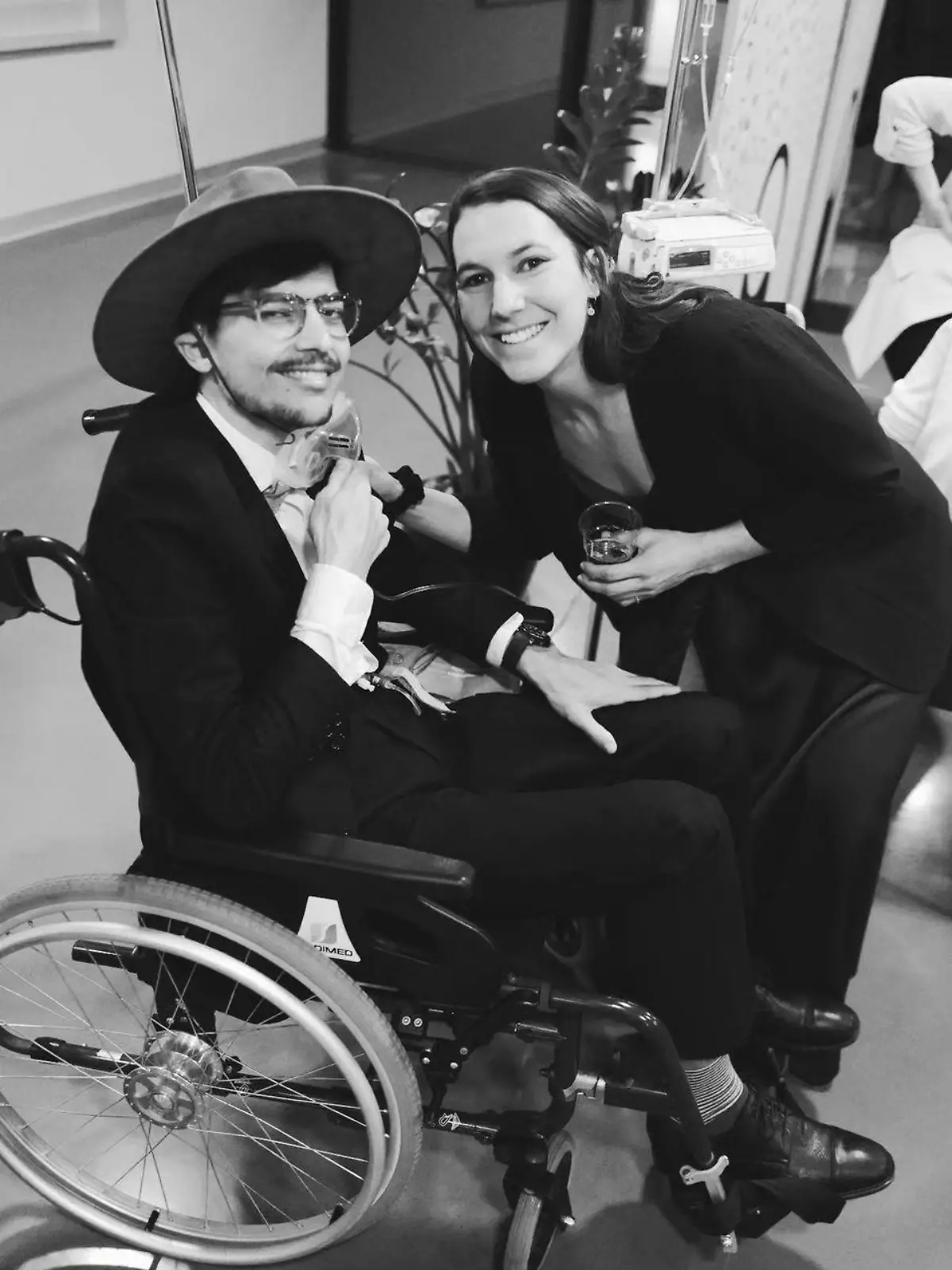 Wendy Holdener mit ihrem Bruder Kevin. Es ist das letzte gemeinsame Foto.