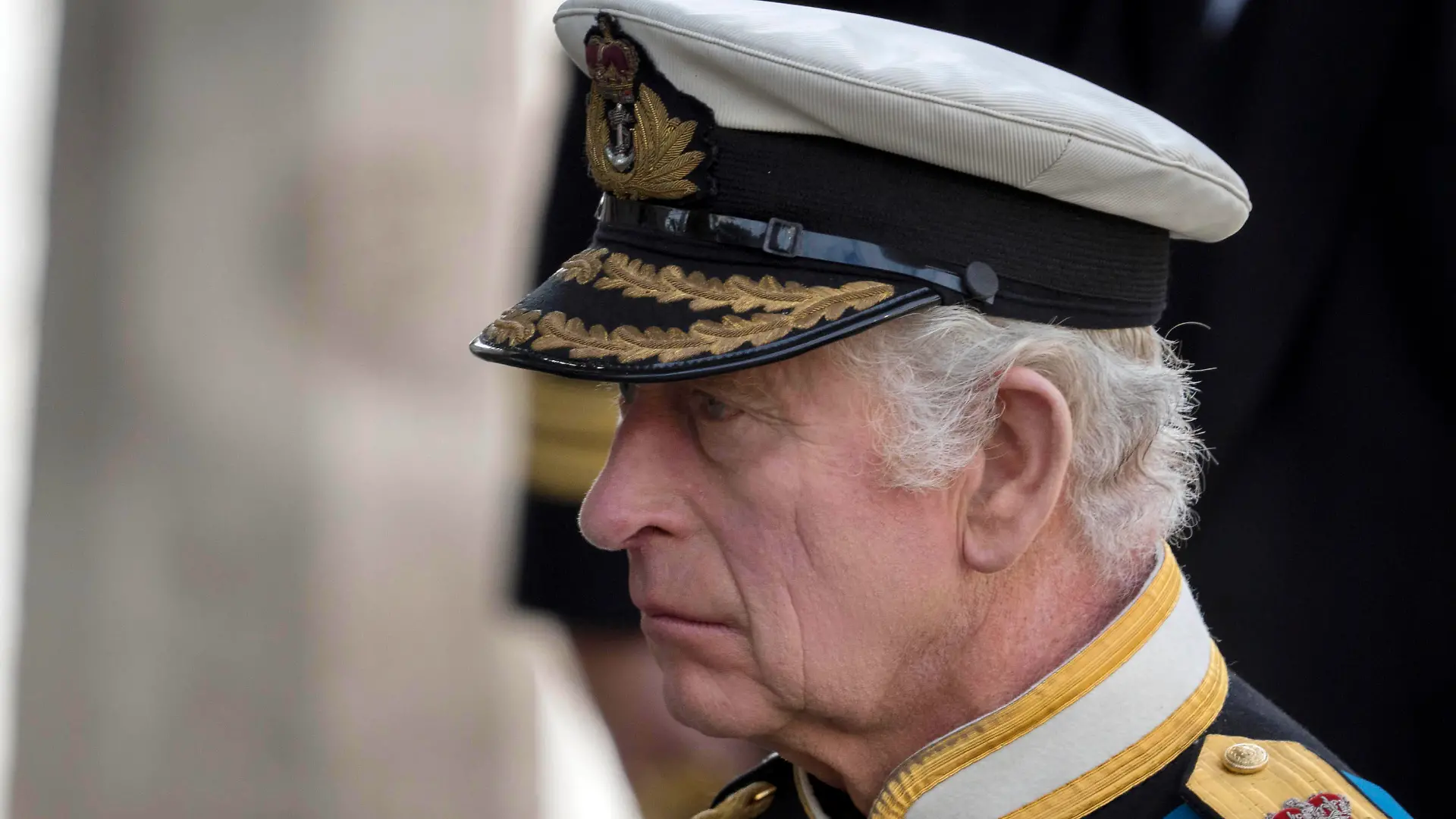  News: Funeral of Queen Elizabeth II Sep 19, 2022 London, GBR King Charles III joins the funeral procession for Queen Elizabeth II as it leaves Westminster Abbey en route Windsor after her state funeral in London, England on Monday, September 19, 2022. Queen Elizabeth, Britain s longest-reigning monarch, died after 70 years on the throne.. McLean GBR, EDITORIAL USE ONLY PUBLICATIONxINxGERxSUIxAUTxONLY Copyright: xJasperxColtx 20220919_ajw_dy8_099