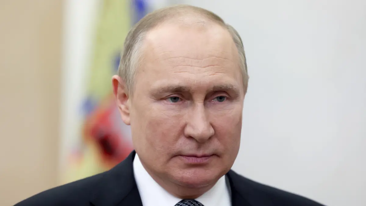  MOSCOW, RUSSIA  JUNE 25, 2022: Russia s President Vladimir Putin congratulates school students on graduation in a video address. Mikhail Metzel/POOL/TASS PUBLICATIONxINxGERxAUTxONLY TS137A1C
