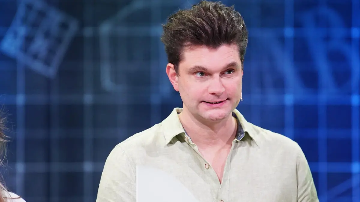 Lutz van der Horst

Die Verwendung des sendungsbezogenen Materials ist nur mit dem Hinweis und Verlinkung auf RTL+ gestattet.